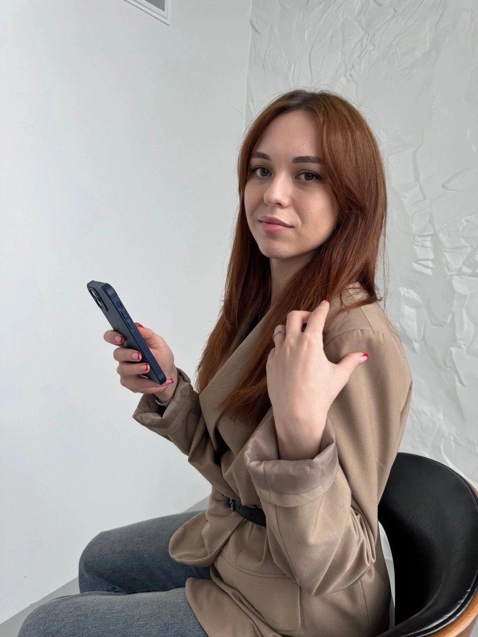 Мастер Карина - Администратор сети студий в СПб